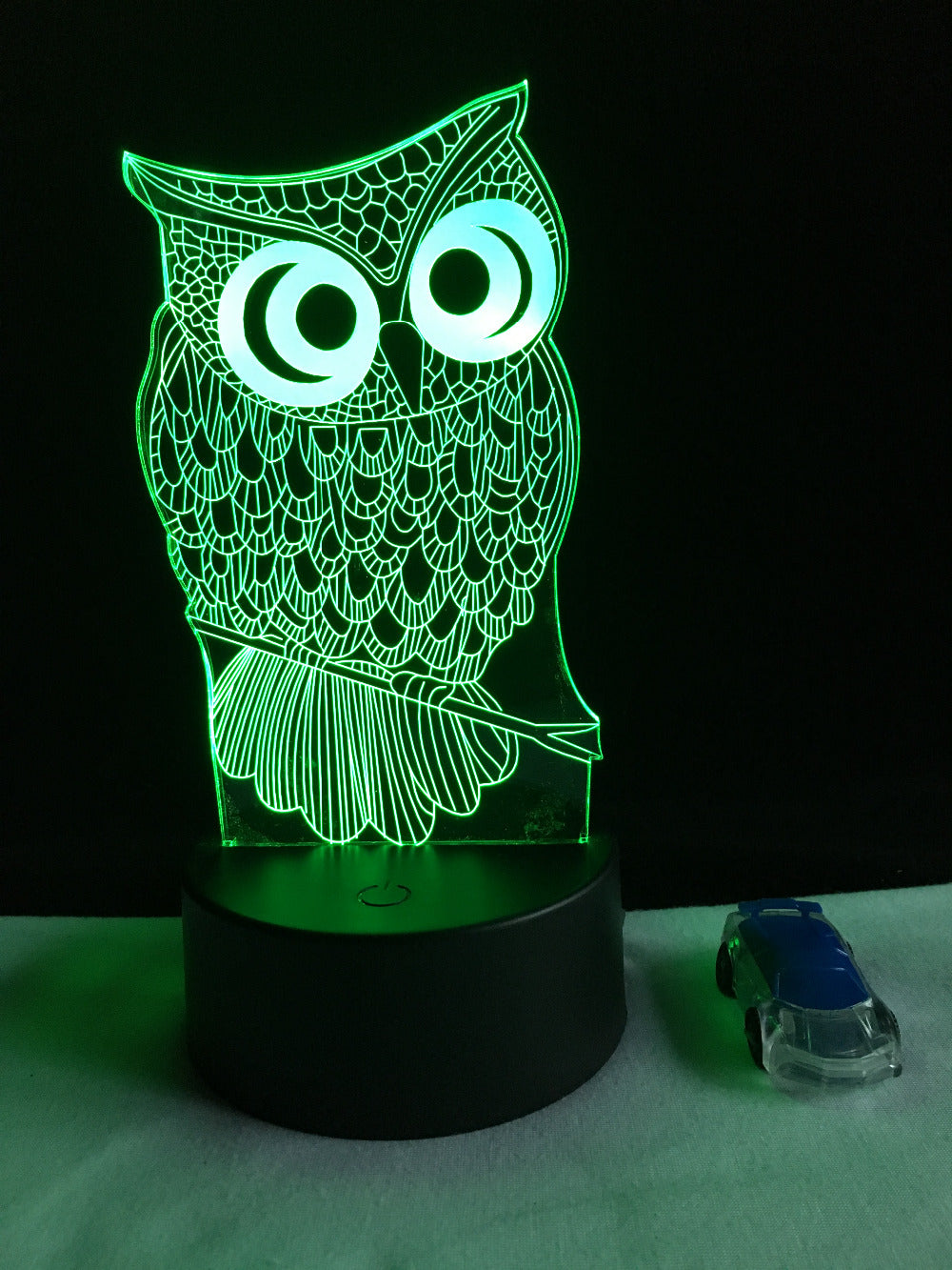 Owl Color-Changing LED Lamp — product view 3