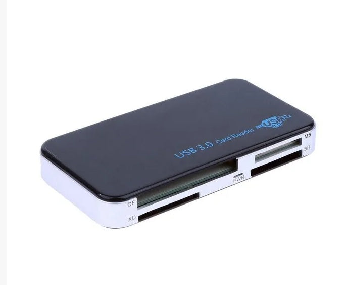 USB 3.0 Multi-Format Memory Card Reader — product view 3